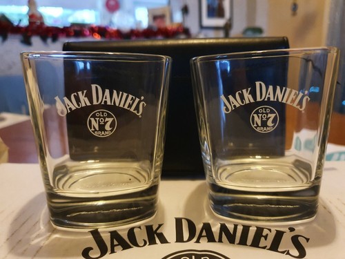 Jack daniels bourbon - 🎄, x